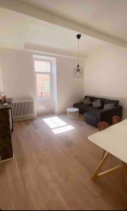 Appartement De Charme Au Coeur Du Centre Ville . Мийо Экстерьер фото